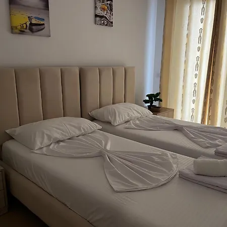 Sunflowers Lejlighed